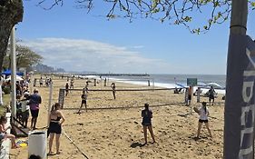 Apartamento a 250 metros da praia, uma vaga de garagem coberta