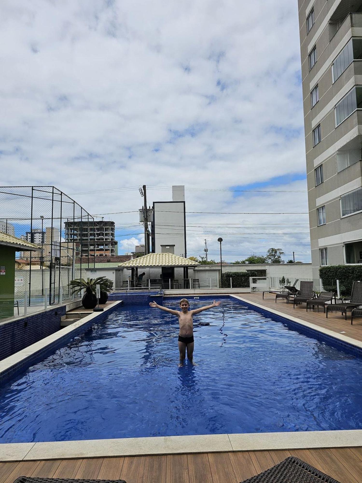 Apartamento a 250 metros da praia, uma vaga de garagem coberta Piçarras Exterior foto