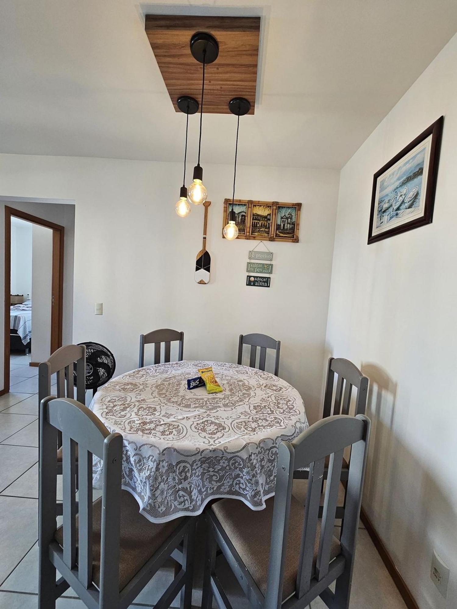 Apartamento a 250 metros da praia, uma vaga de garagem coberta Piçarras Exterior foto